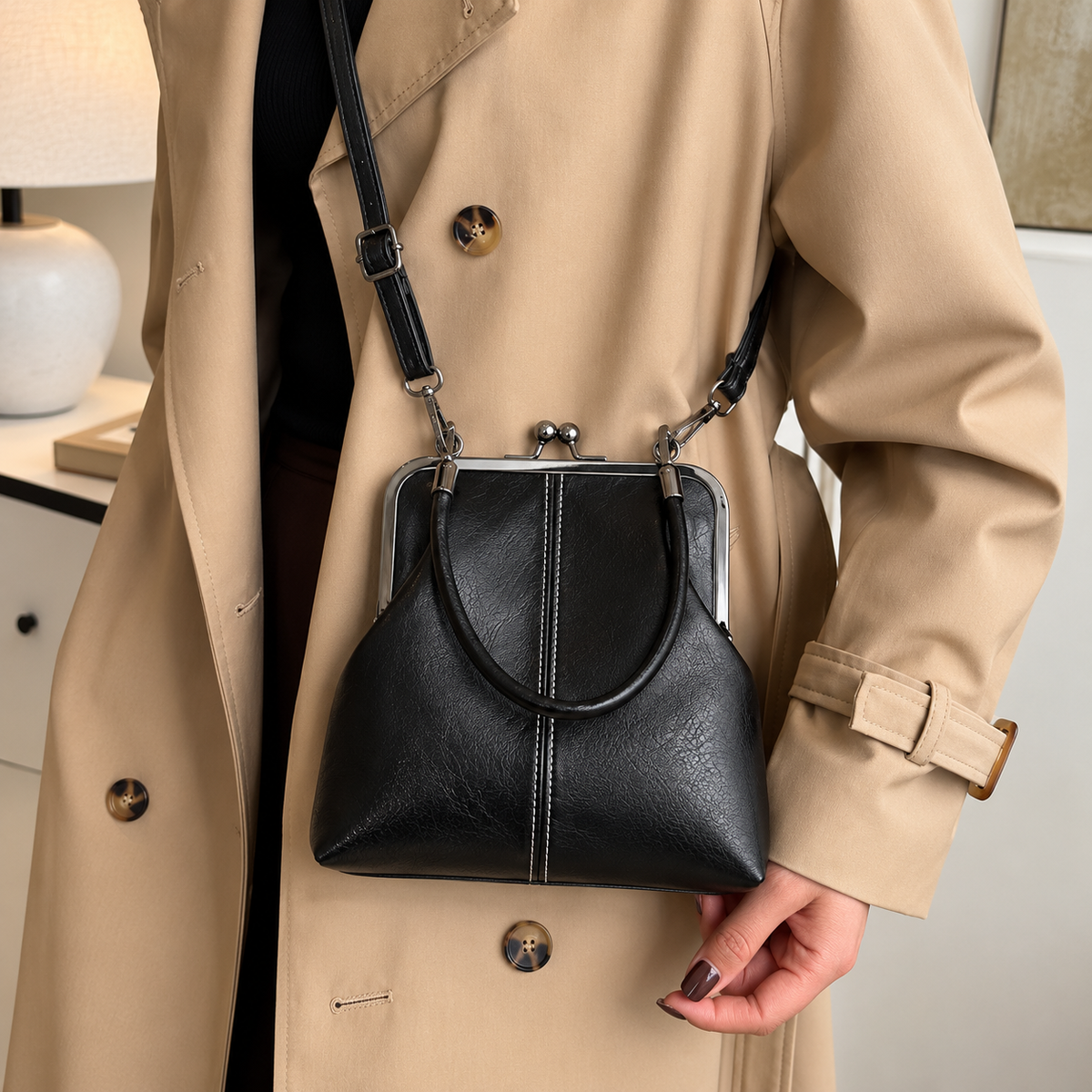 Colette™ | Kiss-Lock Crossbody Bag