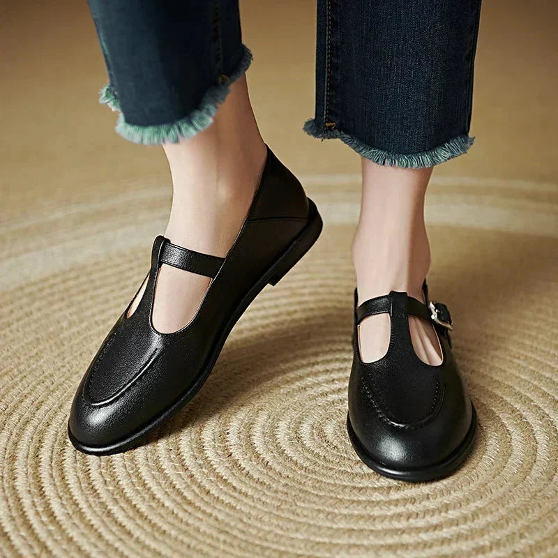 The Mona T-Bar Flat