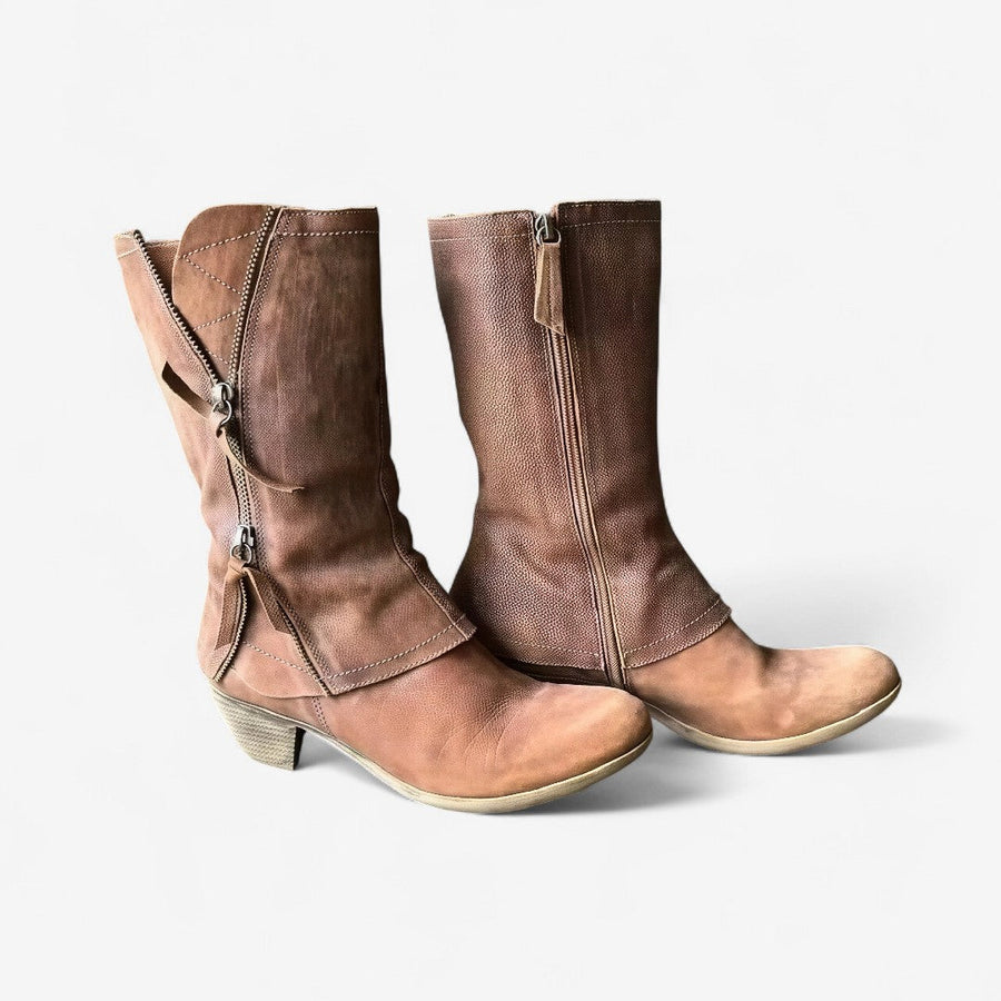 The Pernille Mid-Calf Boot